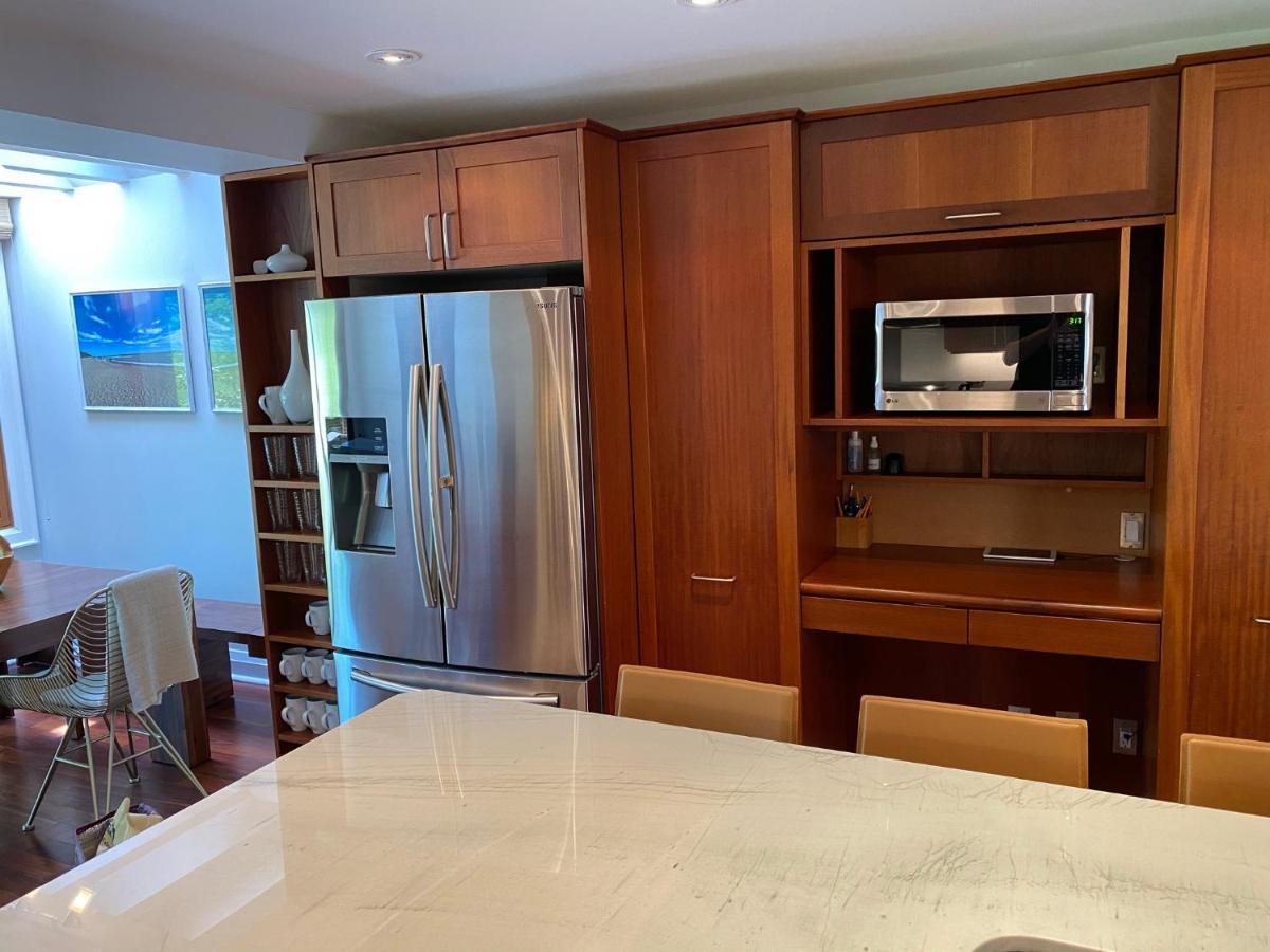 Superb Beach Home:Heated Pool-Hot Tub Open 365Days Τορόντο Εξωτερικό φωτογραφία